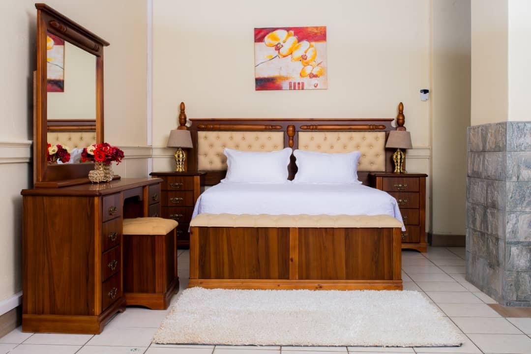 Oxford Bedroom Suite